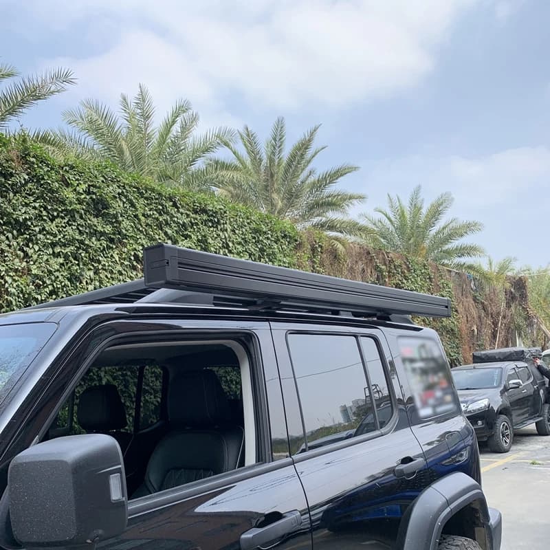 AI-2025 Car Rooftop Tent Black Automatic Open Side Awning with Aluminum Cover Shell for Outdoor Camping
