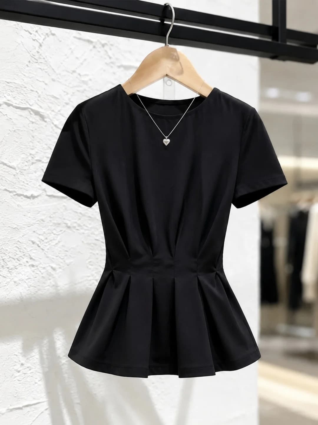 Elegant Short Sleeve T-Shirt Slimming Waist Design Simple Color Versatile Commute Style Women's Summer Fashion Top