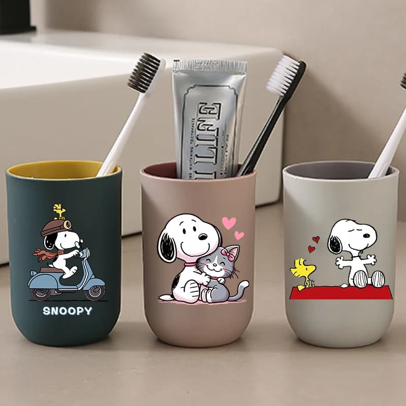 Snoopys Mouthwash Cup Cute Cartoon Anime Printed Travel Portable Tooth Mug Glass Home Couple Family Unbreakable Water Mug Gift