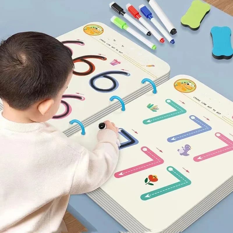 Quaderno di tracciamento magico libro di addestramento per il controllo della penna Montessori quaderno di pratica magica riutilizzabile bambini che disegnano libri educativi