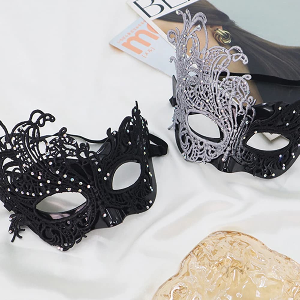 Maschera di pizzo sexy per le donne Puntelli per feste in maschera Accessori per costumi cosplay di Halloween Maschera per mezza faccia Maschera per occhi di gatto per animali