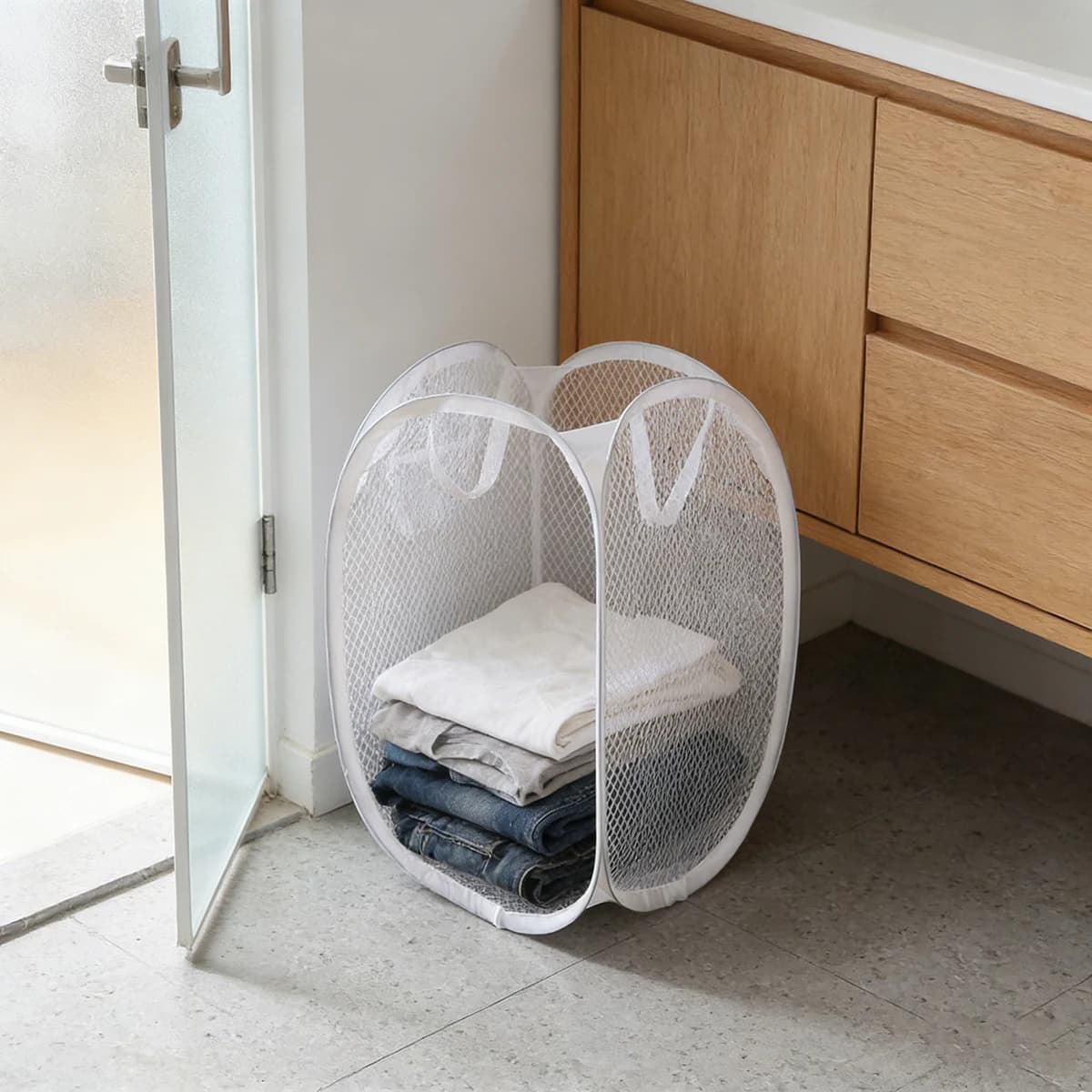 Foldable laundry basket in pop-up network Portable whitewashing basket for easy washing and storing dirty clothes, socks, toys, various items