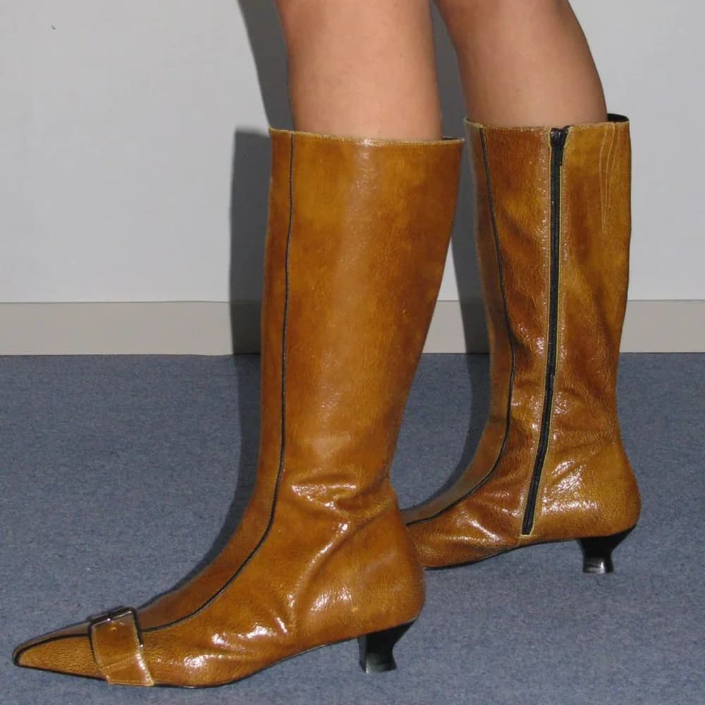 Cintura con fibbia Cucito Stivali a spillo Punta a punta sexy Alto al ginocchio in pelle opaca Nuovi arrivi Stivali da donna alla moda
