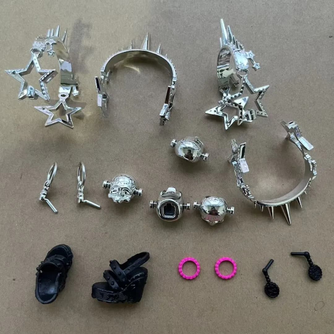 Parti per Bambole Mostro Fai da Te: Accessori Originali, Orecchini, Collane, Cappelli, Bacchette, Cinture, Corone, Componenti Personalizzabili