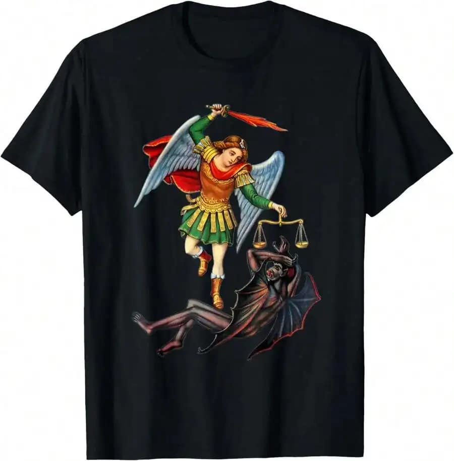T-shirt Grafica San Michele Arcangelo che Pesa le Anime - Maglietta Religiosa Cristiana da Guerriero