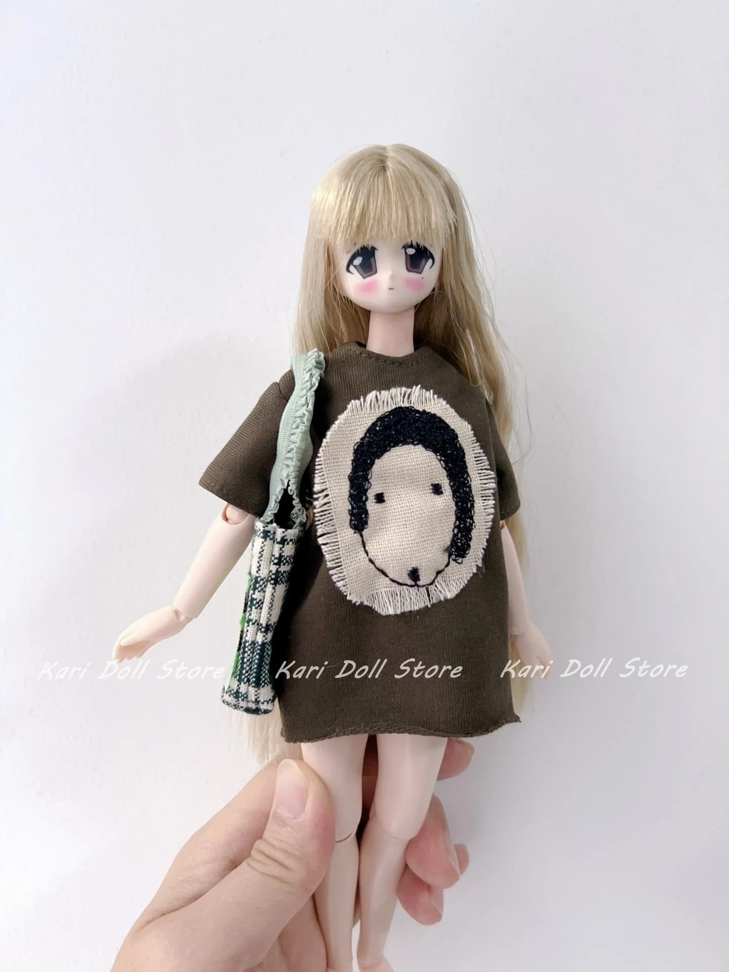 Set di vestiti e gonne in cotone casual con t-shirt e borsa per bambole Kari, Landazz, Landoudou, Azone - Collezione 2026