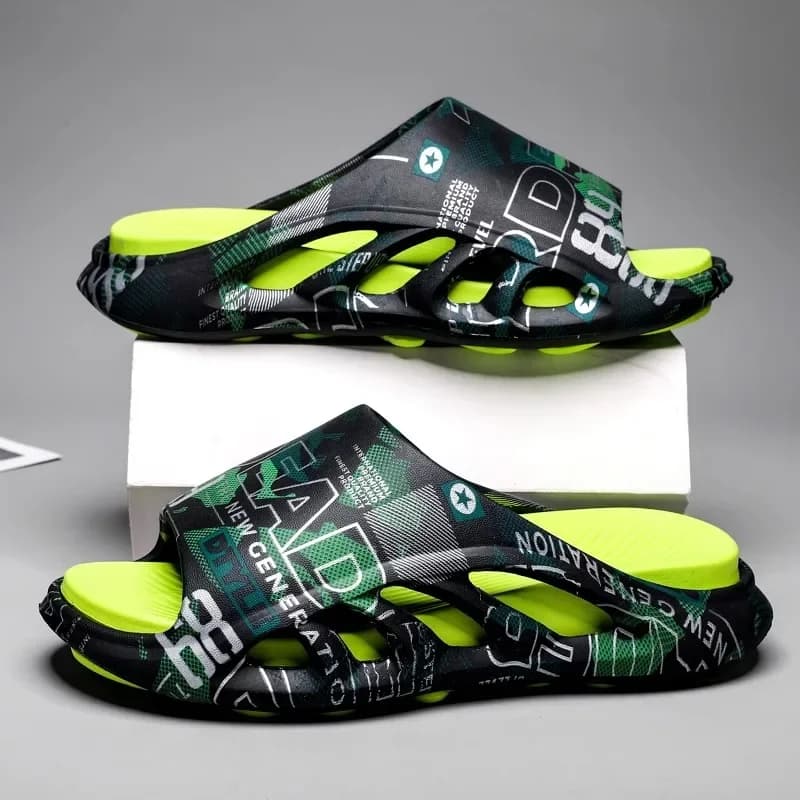 Men's outdoor slippers in EVA, light beach sandals, casual summer shoes, home slippers and bathroom, garden shoes