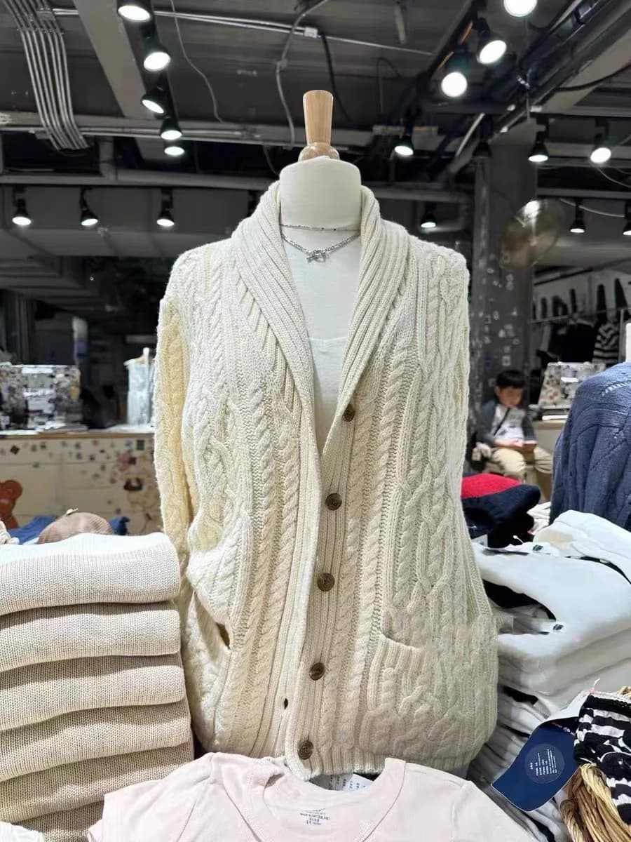 Maglione cardigan con tasca intrecciata nuova invernale da donna maglione monopetto a maniche lunghe capispalla casual in maglia stile preppy vintage