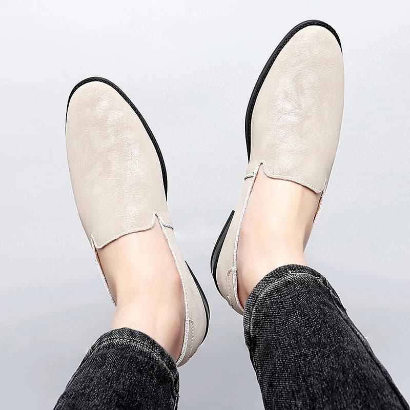 Scarpe Estive Traspiranti di Grande Taglia alla Moda per Uomo, Mocassini Casual di Alta Gamma, Leggeri, Semplici e Comodi