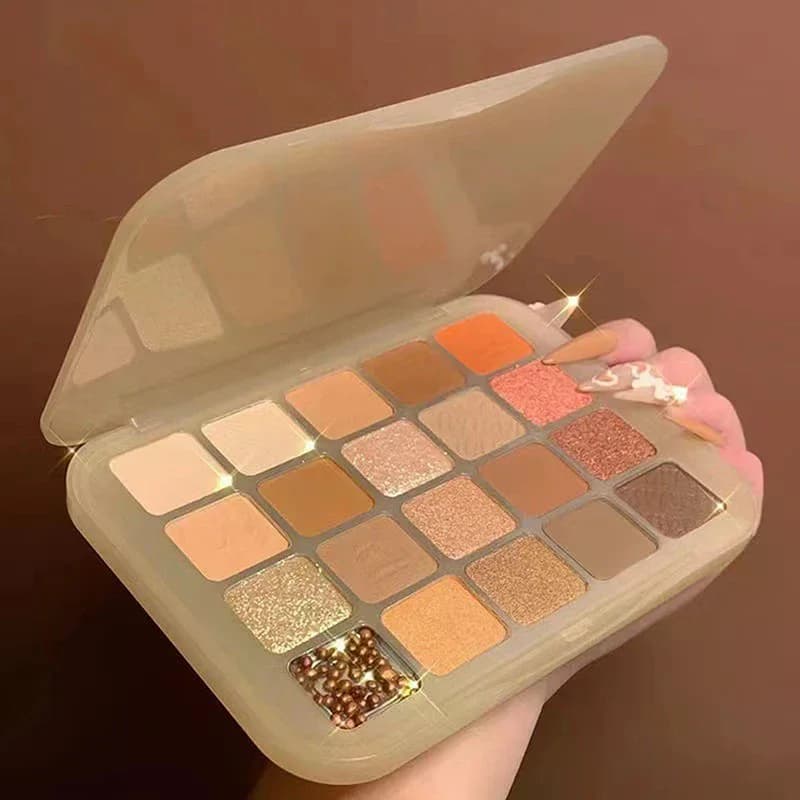 Shade Palettes Chestnut 20 Shades, perlescent, opaque, earth colors, pomegranate seeds, crispy rice, long-lasting.