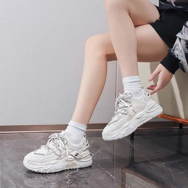 Flatform 40 Designer Scarpe sportive da donna Scarpe da ginnastica colorate terapeutiche Scarpe da mamma Rivendere Sapatenos Portatile High-tech