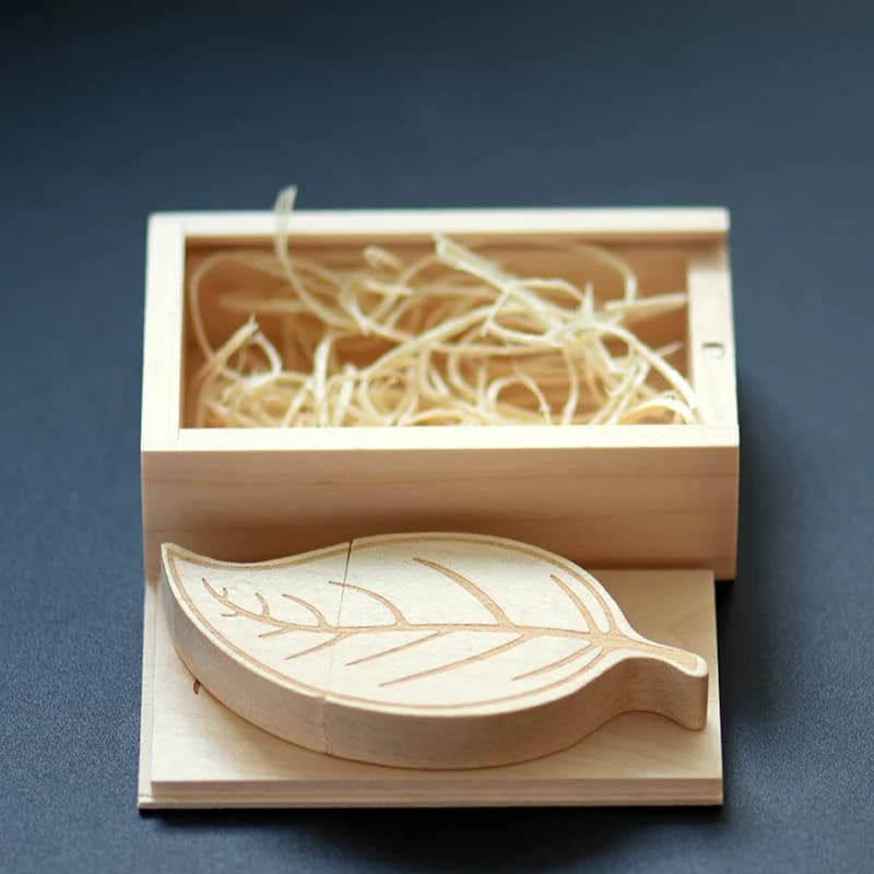 JASTER Tree Leaves Chiavetta USB 2.0 Confezione regalo in legno Pen Drive Capacità reale Chiavetta di memoria in bambù 64 GB/32 GB/16 GB/8 GB Disco U