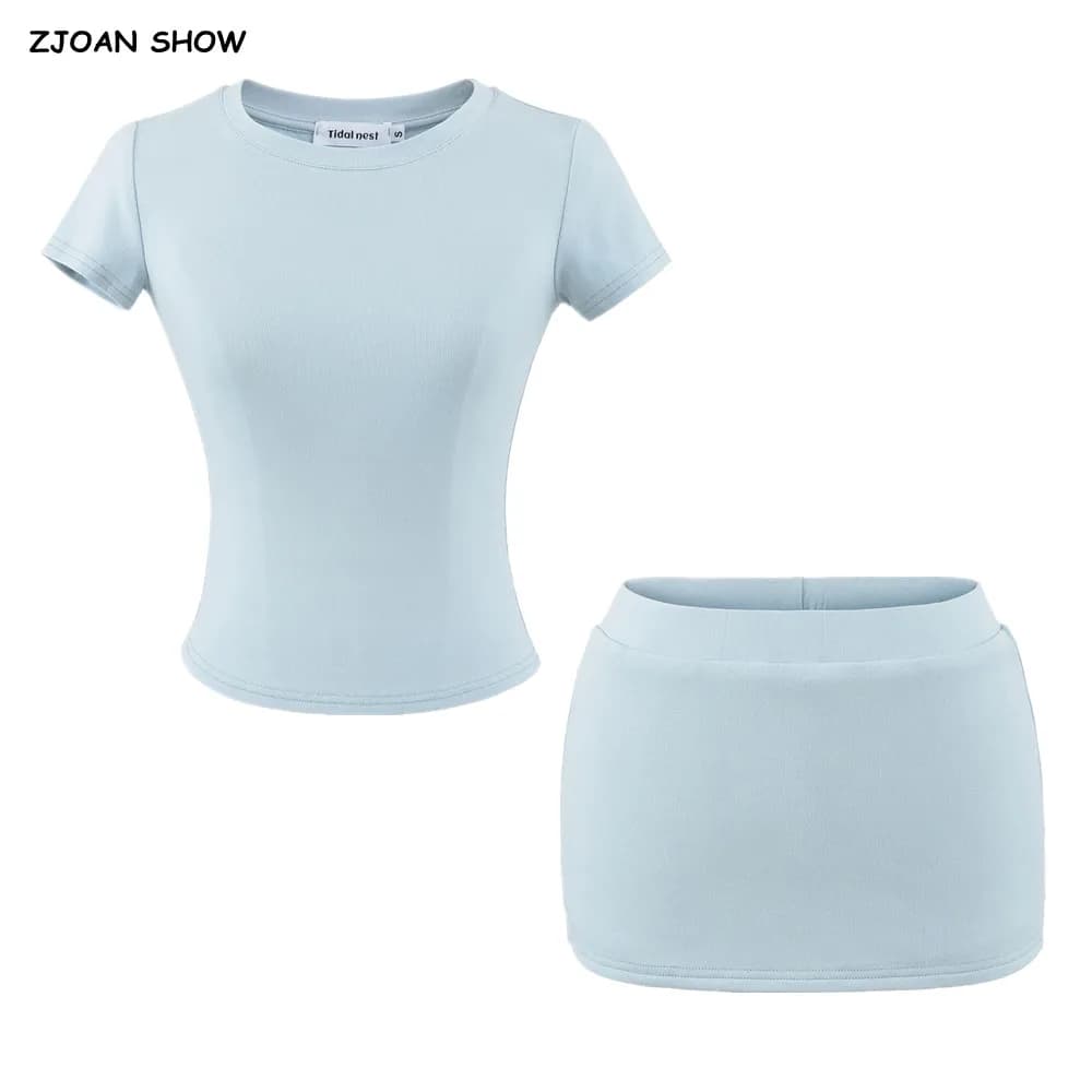 T-shirt CHIC a girocollo a maniche corte + minigonna a vita elastica con fodera a pantaloncino, completo sportivo da ragazza in 2 pezzi, 1 set