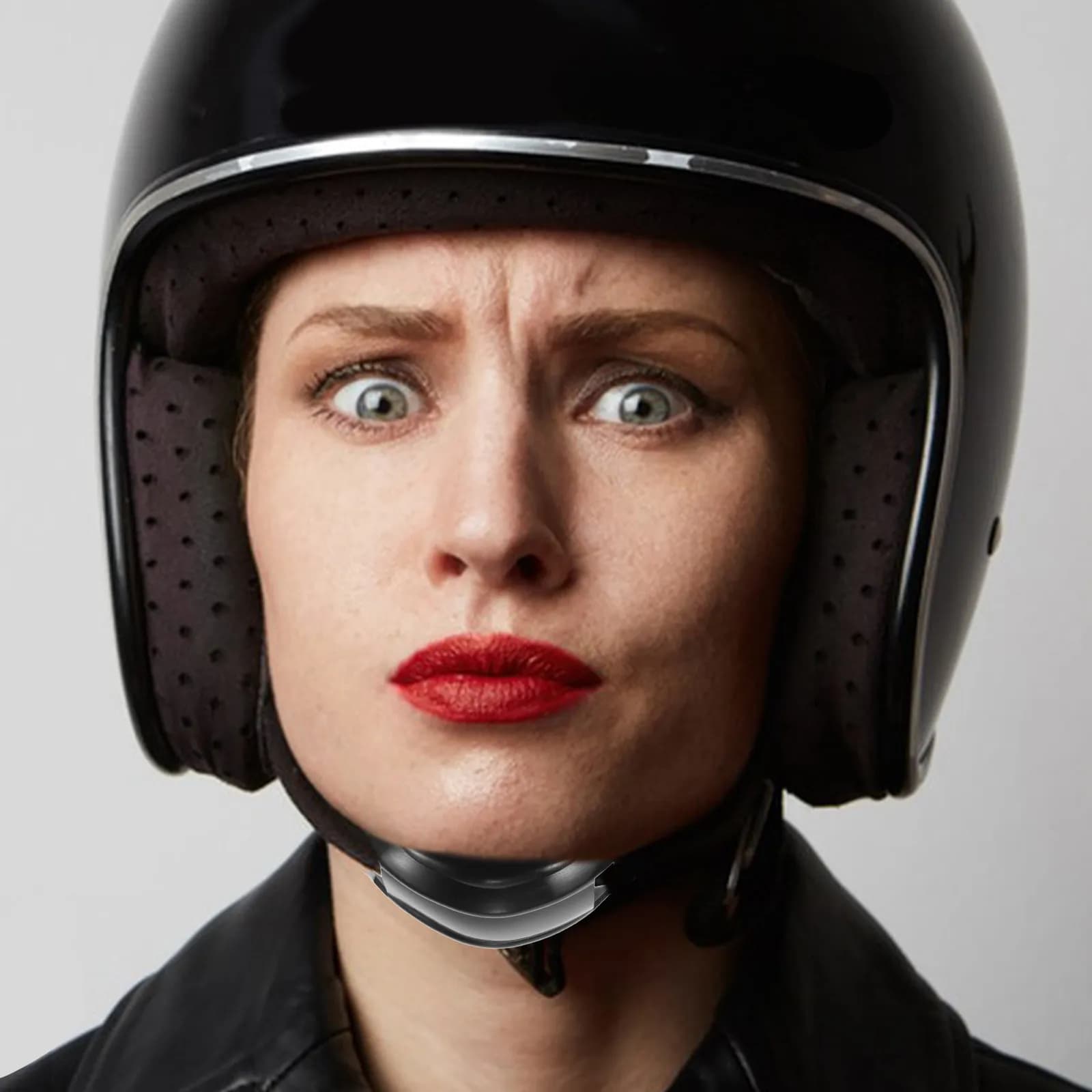 Set di 5 Protezioni per il Mento Facilmente Installabili per Caschi da Moto, Bici e Pattinaggio