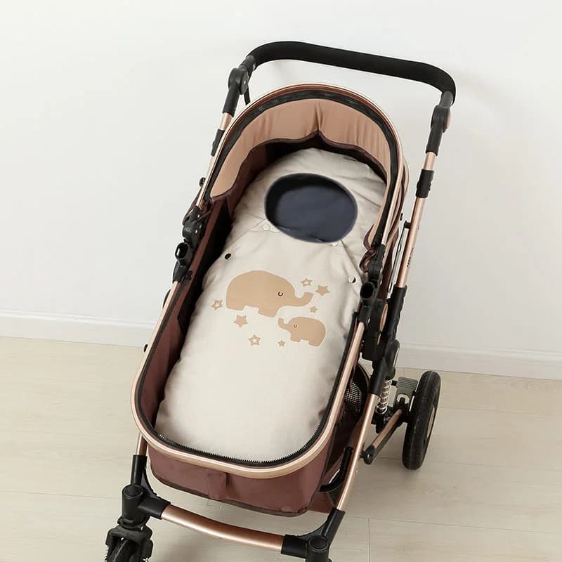 Baby Stroller Sleeping Bag Universal Type Warm Cuddle Sitting Blanket Thickened Foot Cover Baby Seat Cushion Windshield