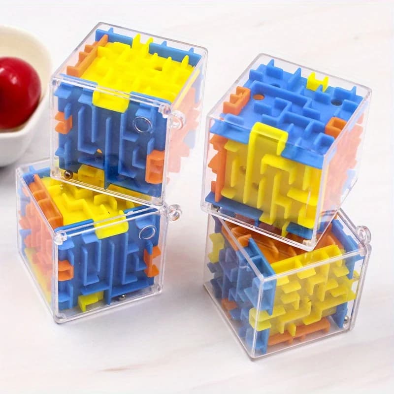 Set di 4 Puzzle 3D a Labirinto, Mini Gioco con Sfera Rotolante, Rompicapo Educativo, Ideale come Regalo per Feste e Vacanze