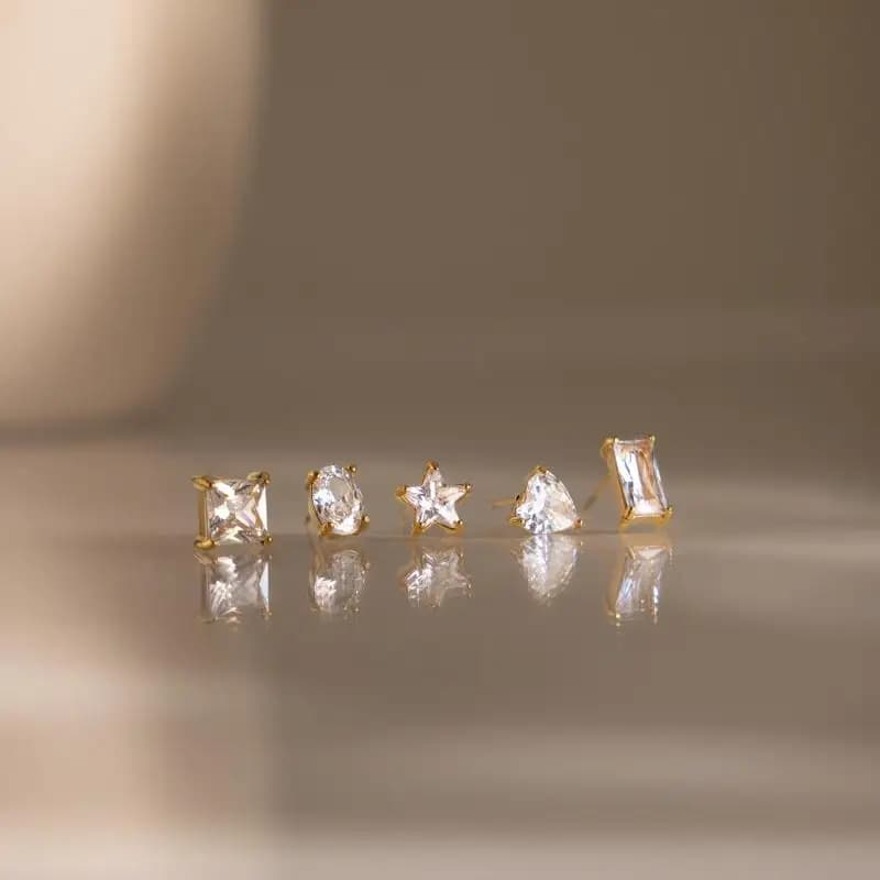 Star Heart Zircon Stud Earrings Delicate Geometric Design Fashion Jewelry for Women Bridesmaid Gift