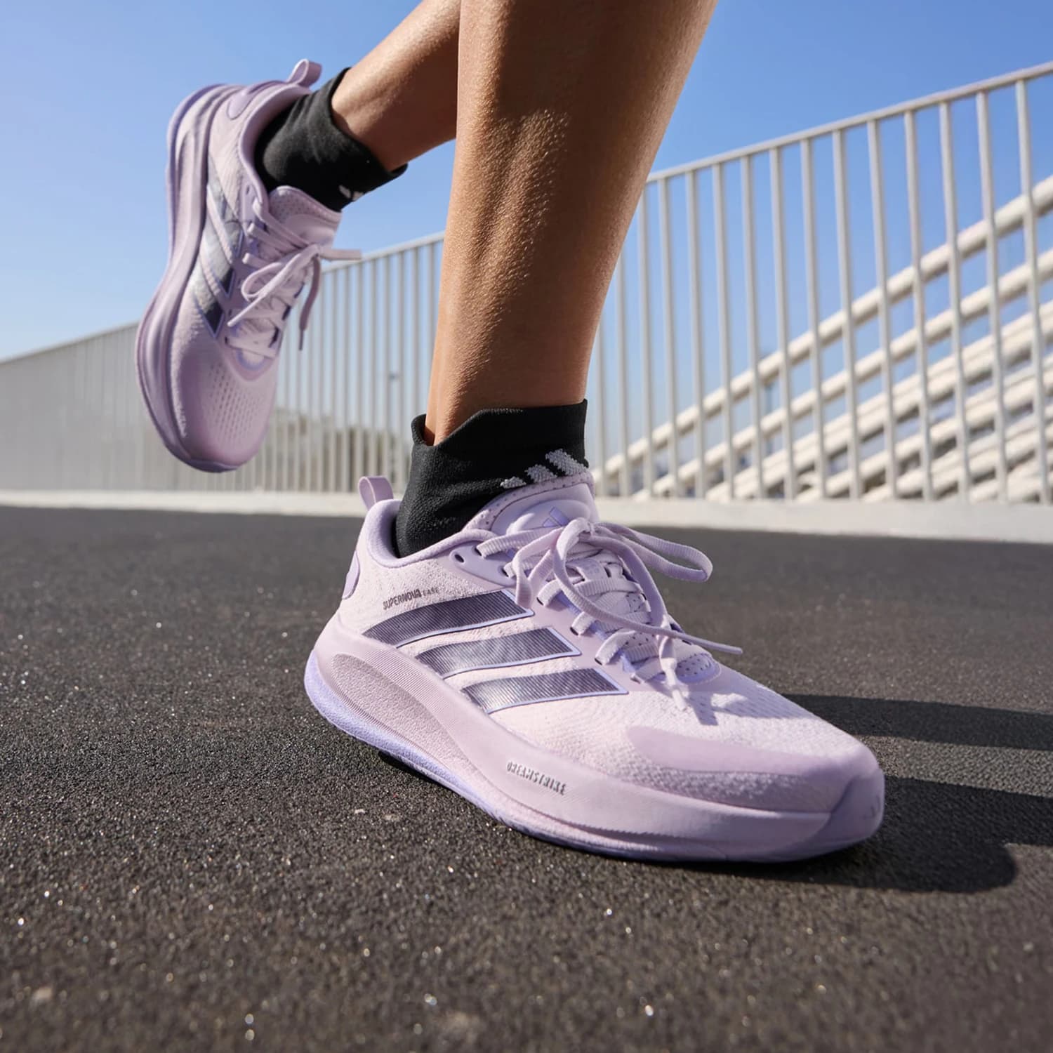Scarpe da corsa resistenti all'usura da donna Adidas Authentic SUPERNOVA EASE 2 JQ1823