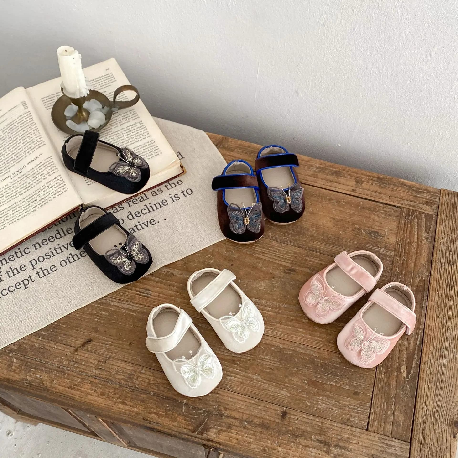 2025 Autunno Bambina Primi camminatori Farfalla Dettaglio Scarpe con suola morbida Cinturino in velcro antiscivolo Comodo 0-12 mesi ​