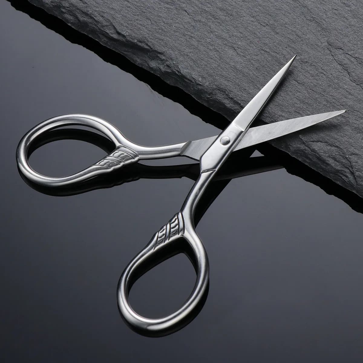 High Quality Stainless Steel Men's Beard Scissors, Smooth Cutting, Anti-Traction Design, Silver Handle