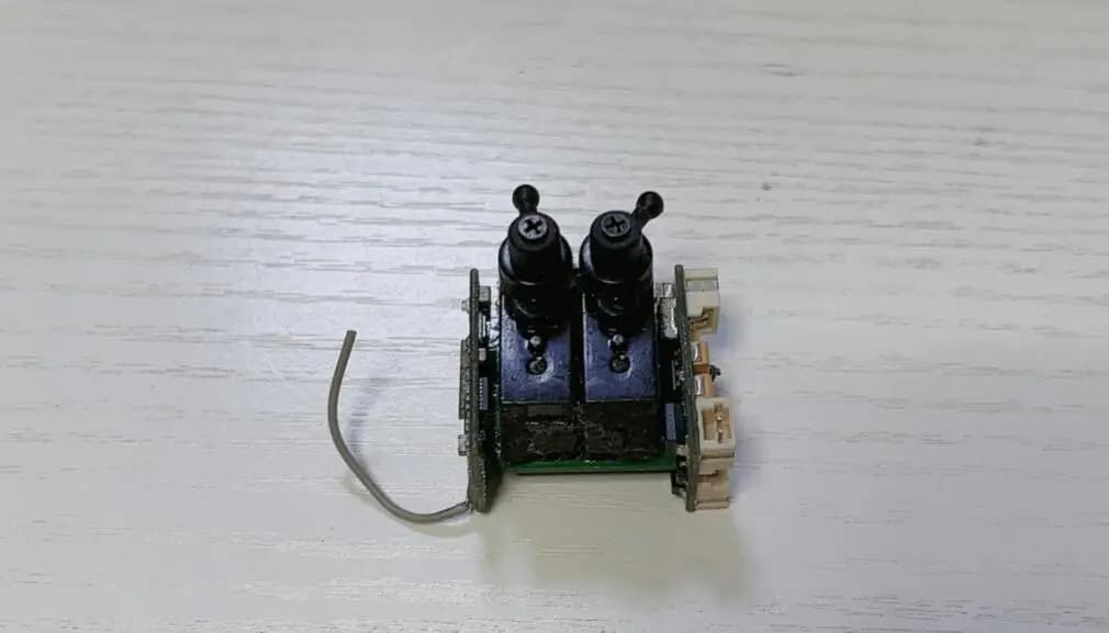 Kit micro servo doppio servo da 2 g con scheda di controllo per piccoli aerei elicotteri ad ala fissa RC fai-da-te
