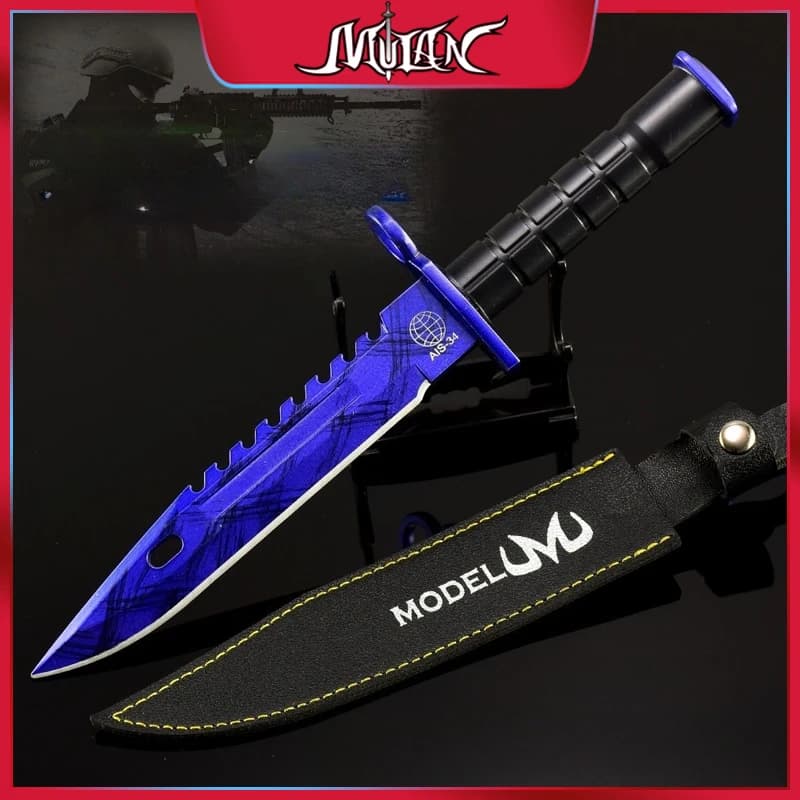 26 CM Go Go Periferiche di gioco Coltello con fodero Modello di arma artigianale in metallo Ornamenti da scrivania da collezione Puntelli Cosplay Giocattolo sicuro per ragazzo