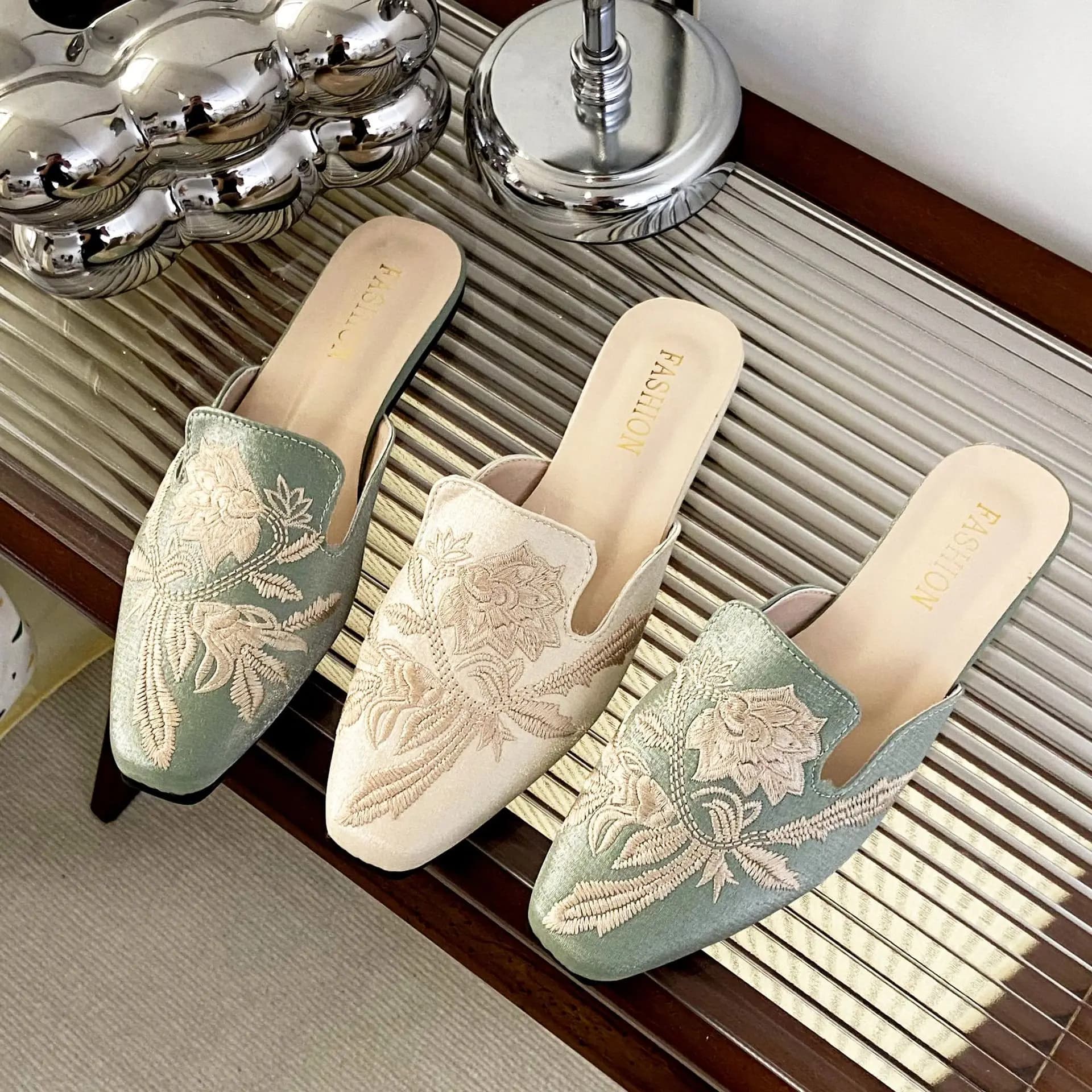 Elegant Embroidered Square Toe Slippers Women's Summer New Style Fashionable Evening Breeze Half Slippers French Style Slip-On