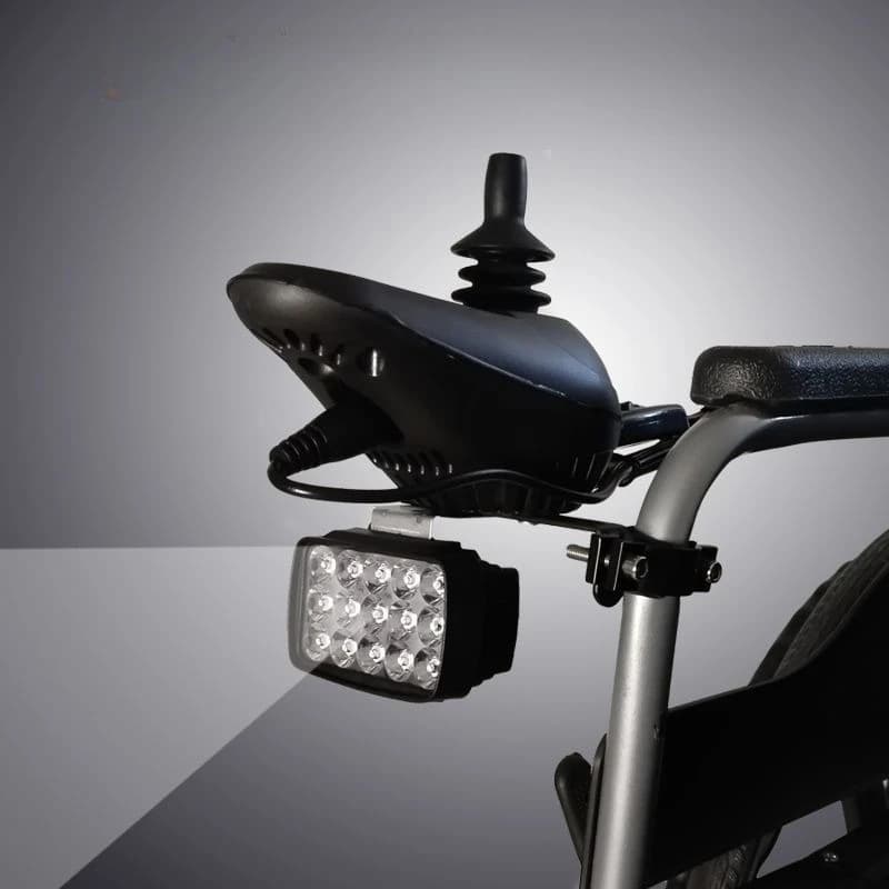 Lampada per illuminazione per sedia a rotelle elettrica Lampada da corsa notturna Lampada speciale Versione universale Controller Accessori per sedia a rotelle elettrica
