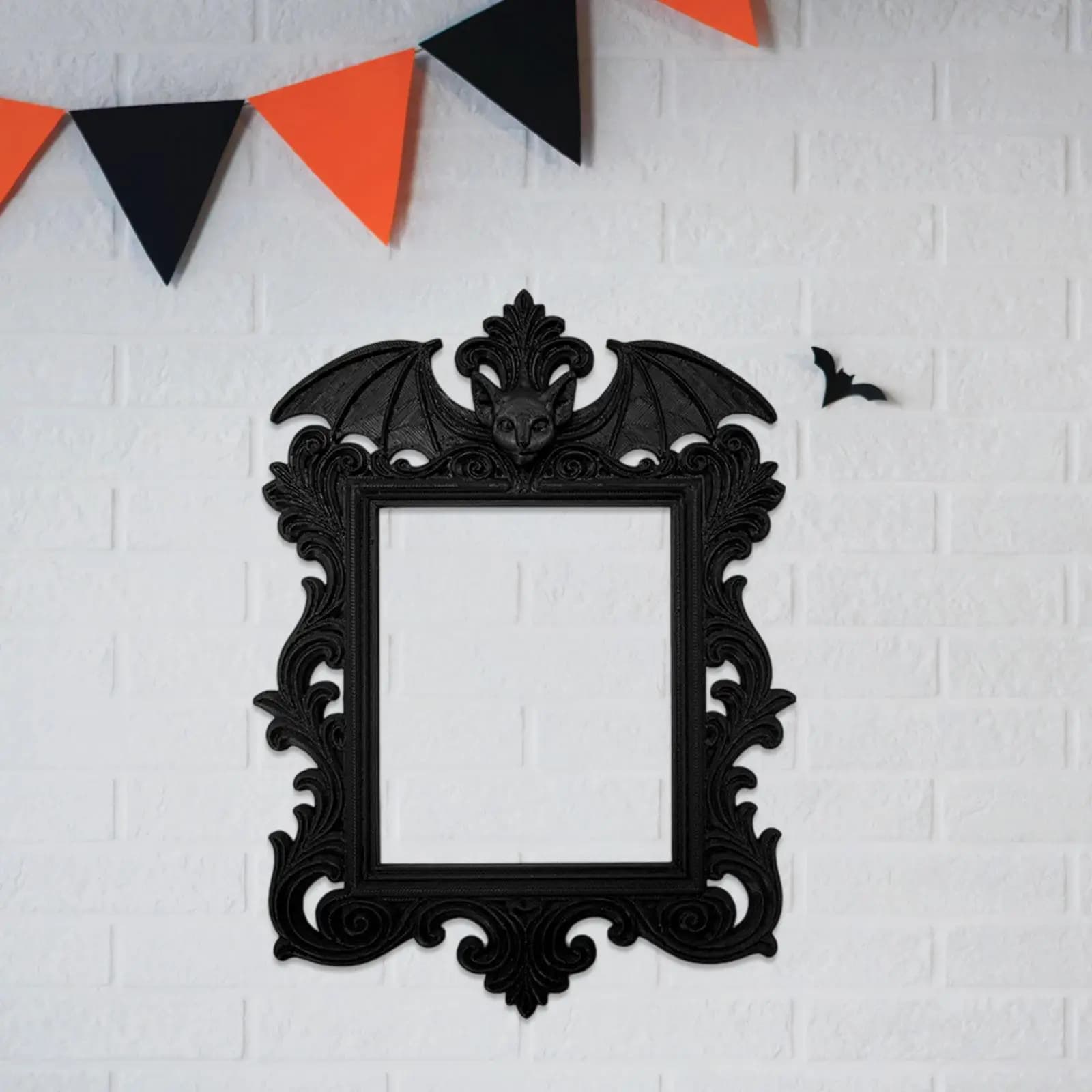 Halloween Photo Frame, Spectral Horror Ornament, Wall Art