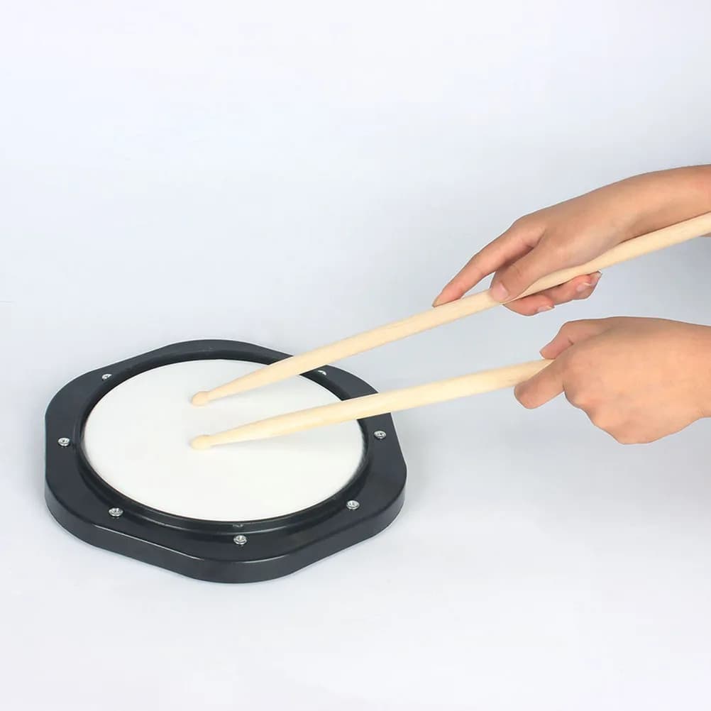 Set di Pad per Pratica Batteria da 10 Pollici, Include 1 Pad Silenzioso, 2 Bacchette e 1 Borsa Nera per lo Stoccaggio, Ideale per Studio Domestico