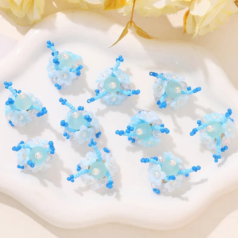 Shoe Charm 1 Piece Premium Glass Seed Bead Flower Cluster Sea Salt Summer Vibe for Jelly Clogs Crystal Princess Decor