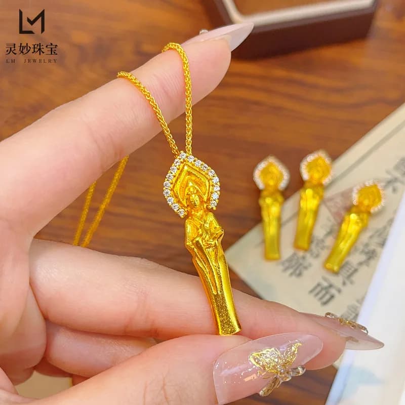 Necklace with Guanyin pendant in real gold 24K 9999 with diamonds, light luxury style, fashionable clavicle chain, protective goddess