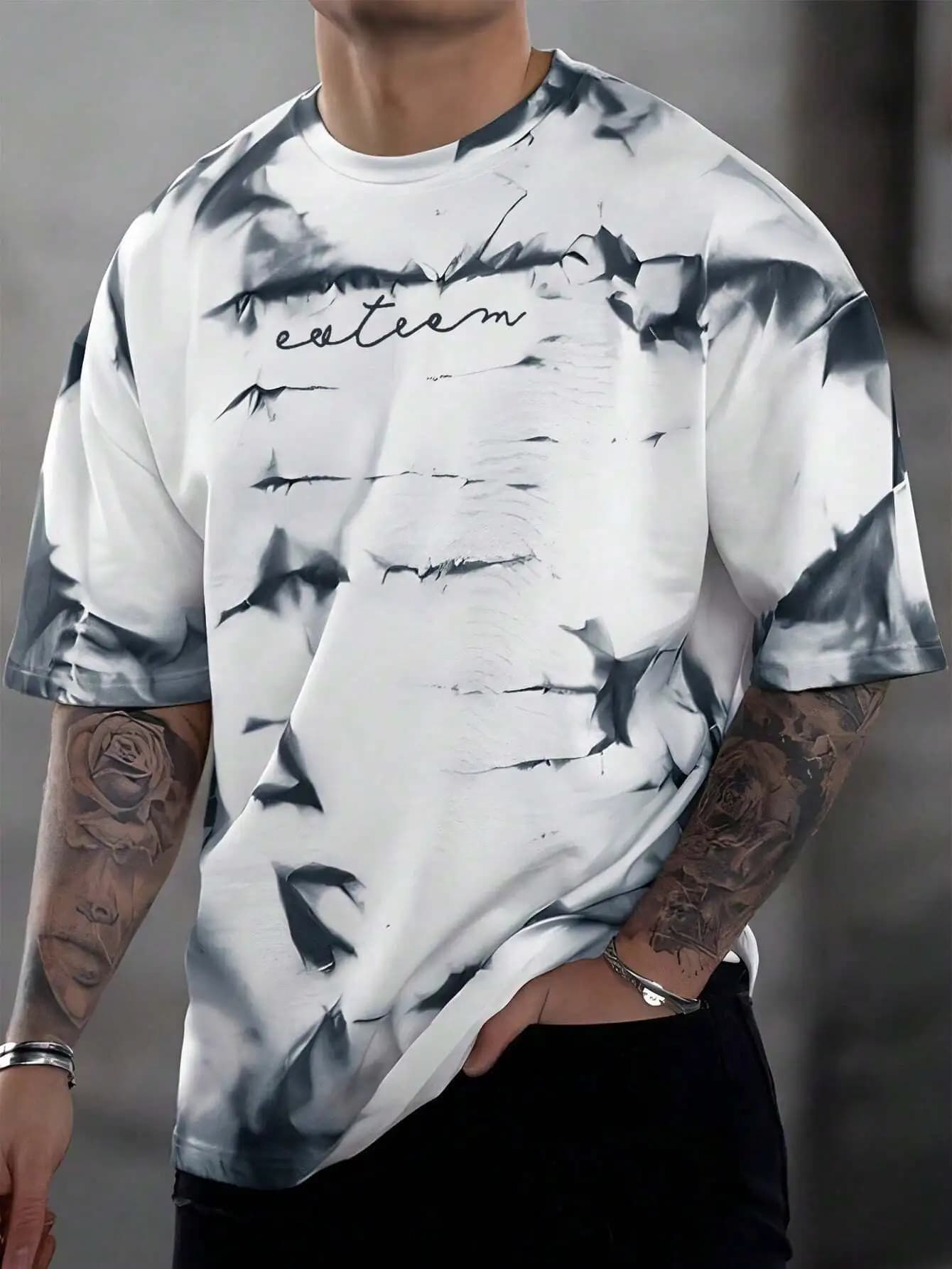 T-shirt da uomo a maniche corte con stampa effetto inchiostro e collo rotondo, stile streetwear casual