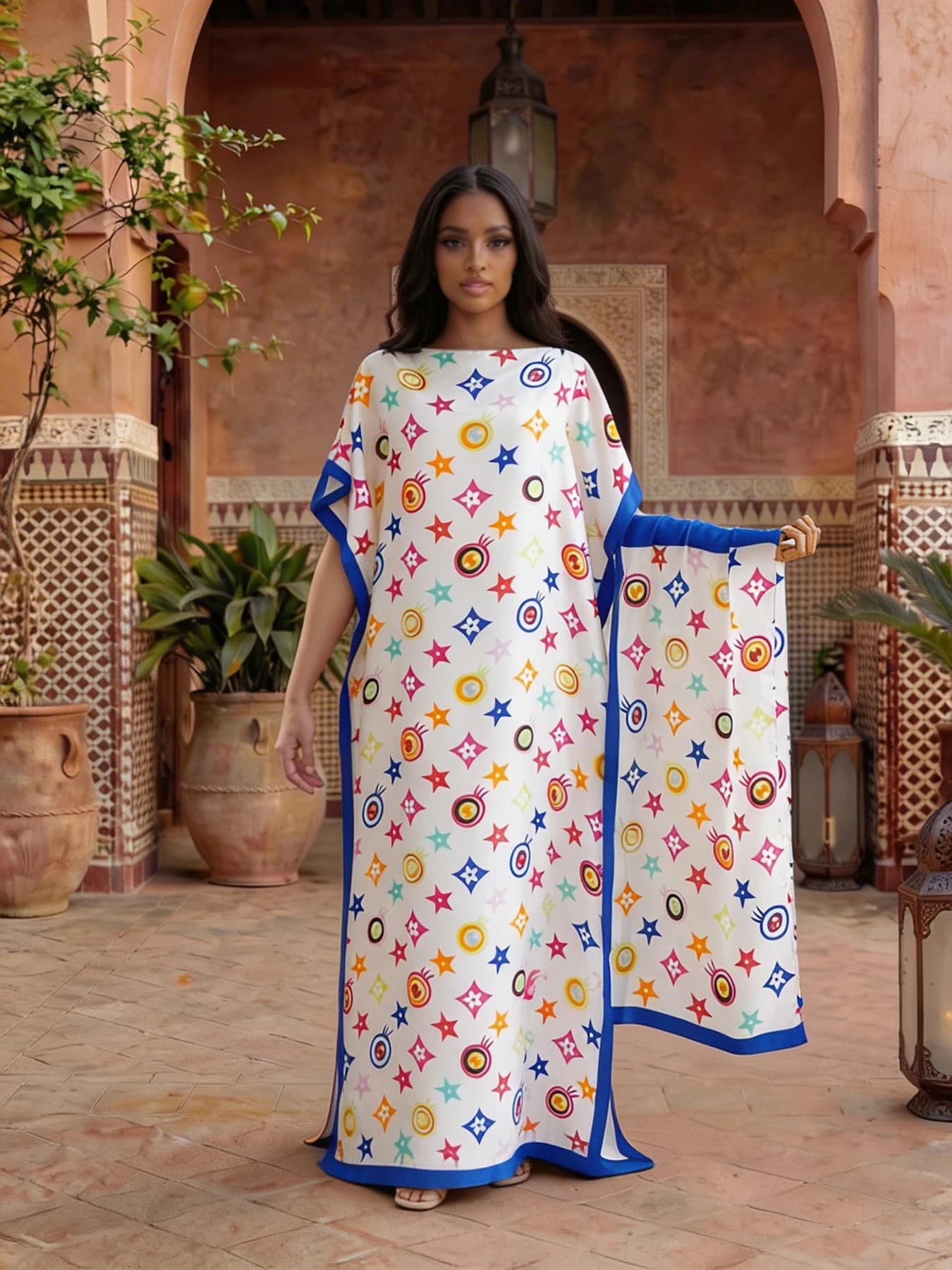 Nuovo Abito Lungo in Raso con Motivo Floreale, Design Oversize di Marca Famosa, Sciarpa Estiva Larga per Protezione Solare da Donna