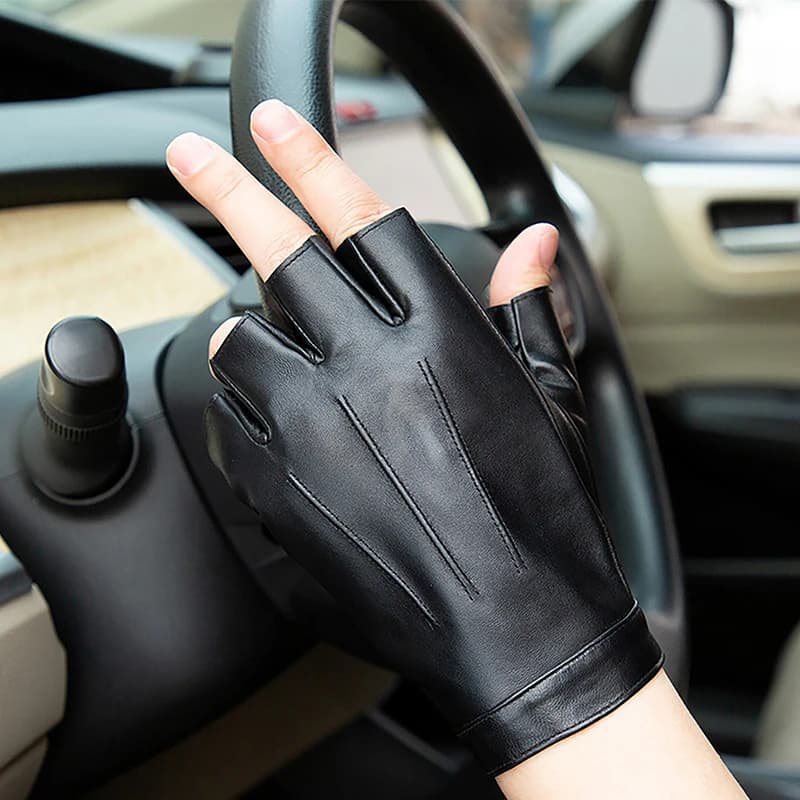 Guanti da uomo senza dita Guanti da motore punk in pelle PU Guanti da uomo Guanti da guida in pelle da uomo tattici da esterno con mezze dita nere