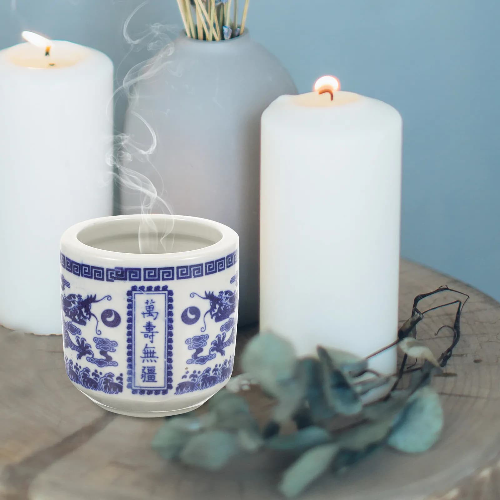 Artistic Blue and White Porcelain Incense Stick Burner Retro Censer Holder for Yoga Hotel Table Decoration