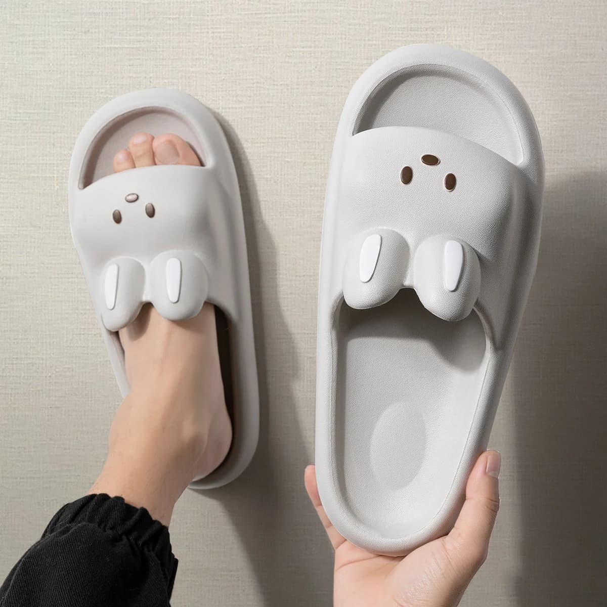 Rabbit-shaped Slippers for Women and Men | Showers House Slides | Extremely Confortable | Softened Sole