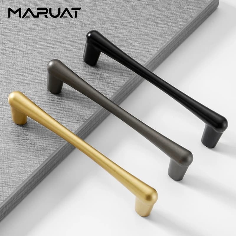 Maniglie moderne in lega di alluminio per mobili Maniglie dorate da 96 mm-192 mm per guardaroba e cassetti Maniglie per armadi da cucina nere opache