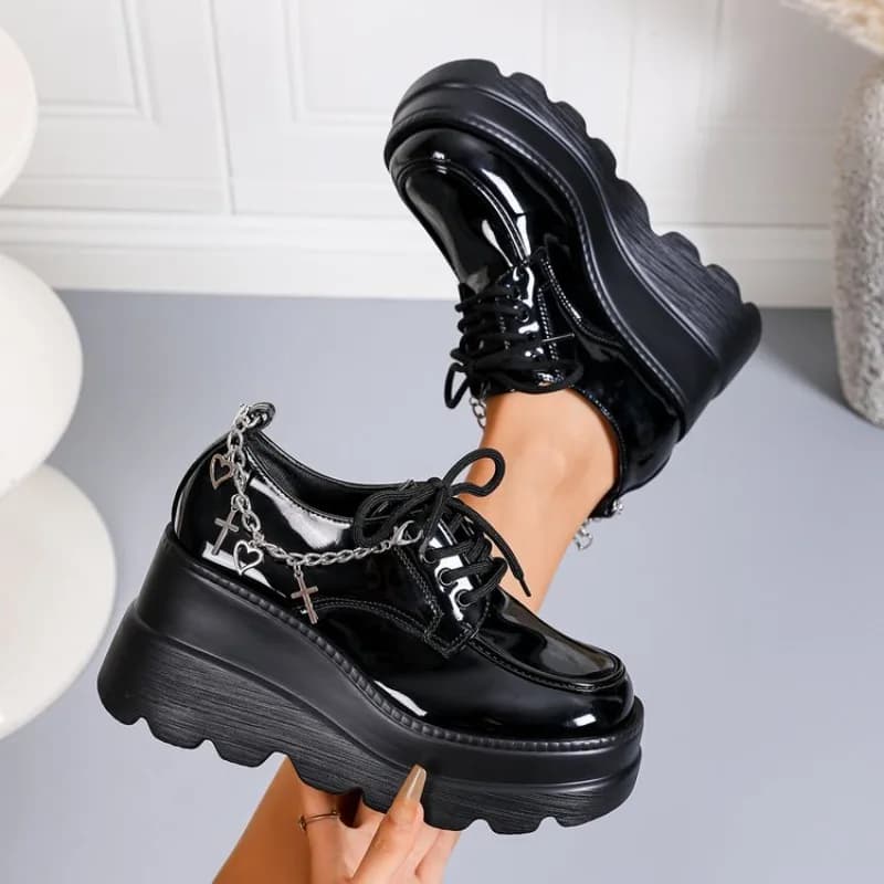 Black Glossy Lace-Up Platform Leather Shoes for Women, Height-Increasing Dark Platform Shoes, College Style Daily Commuting