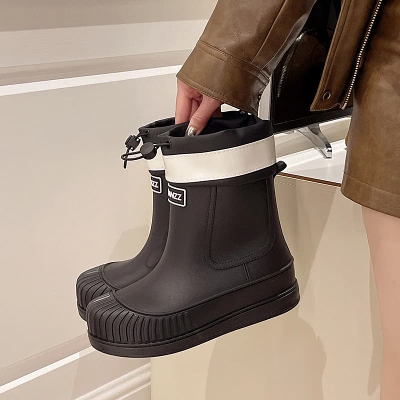 Stivali da pioggia morbidi antiscivolo da donna con fascia elastica Scarpe comode impermeabili Escursionismo all'aperto Giornate di pioggia Stivali di gomma da campeggio