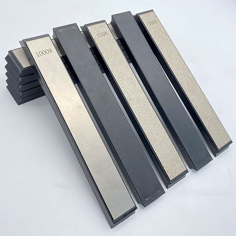 Set di 4 pietre diamantate per affilare, multi-grana, per coltelli e utensili, con guida angolare, per uso esterno e in cucina