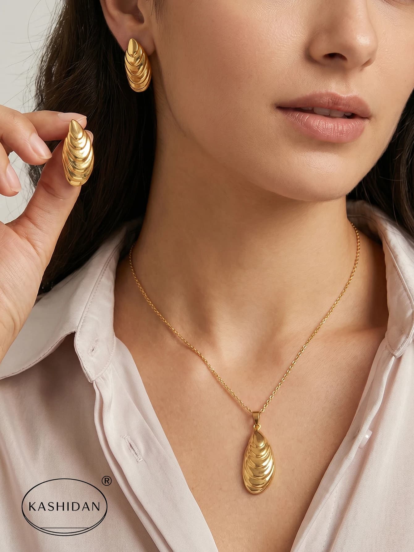 Fashion Stainless Steel Jewelry Set for Women Tiered Waterdrop Pendant Necklace Textured Shell Stud Earrings Bijoux