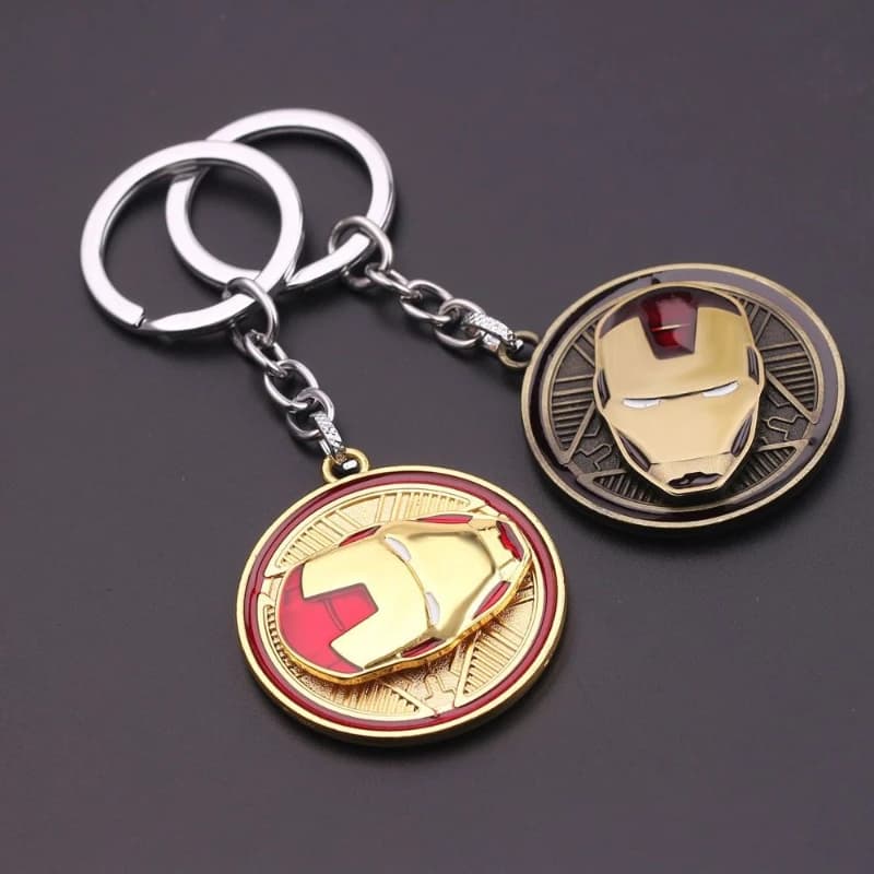Marvel The Avengers Iron Man merce anime cartone animato portachiavi in metallo creativo per uomo e donna regalo pendente zaino