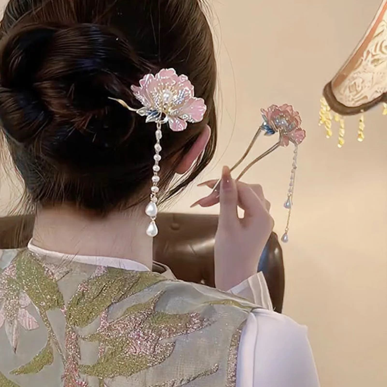 Forma di U Peonia Tornante Fiore di smalto Fermagli per capelli Bastoni per capelli stile cinese Donne Ragazze Nappa lunga Hanfu Gioielli Accessori per capelli