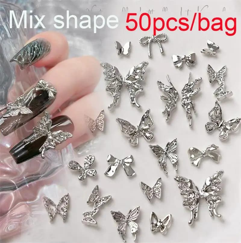 50 pz Farfalla In Lega di Pendenti E Ciondoli Per Unghie Gioielli 3D Oro Argento Cristallo Strass Decori FAI DA TE Moda Diamante Per Unghie Paillettes Casuale * Y2K *