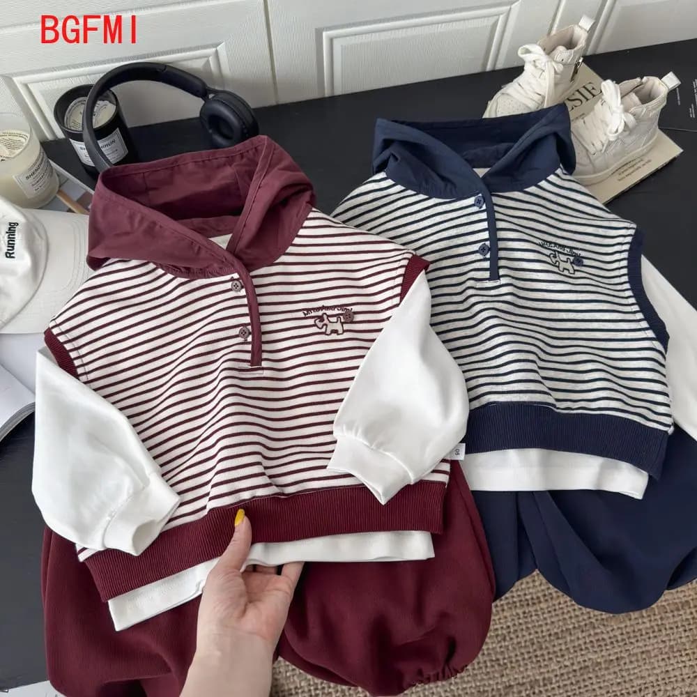 New Spring Set per bambini Bambini Bambino Sport Gilet a righe + T-shirt + pantaloni 3 pezzi Vestito Neonati maschi Bambino Autumn1-11 Y Abiti casual