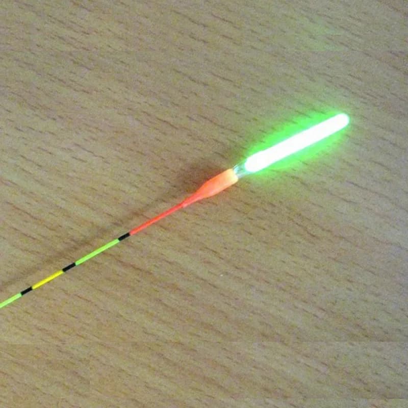100PCS Fireflies Starlight Bastoni luminosi da pesca 4.5 Mm Galleggiante da pesca Bastoni luminosi Accessori per attrezzatura da pesca