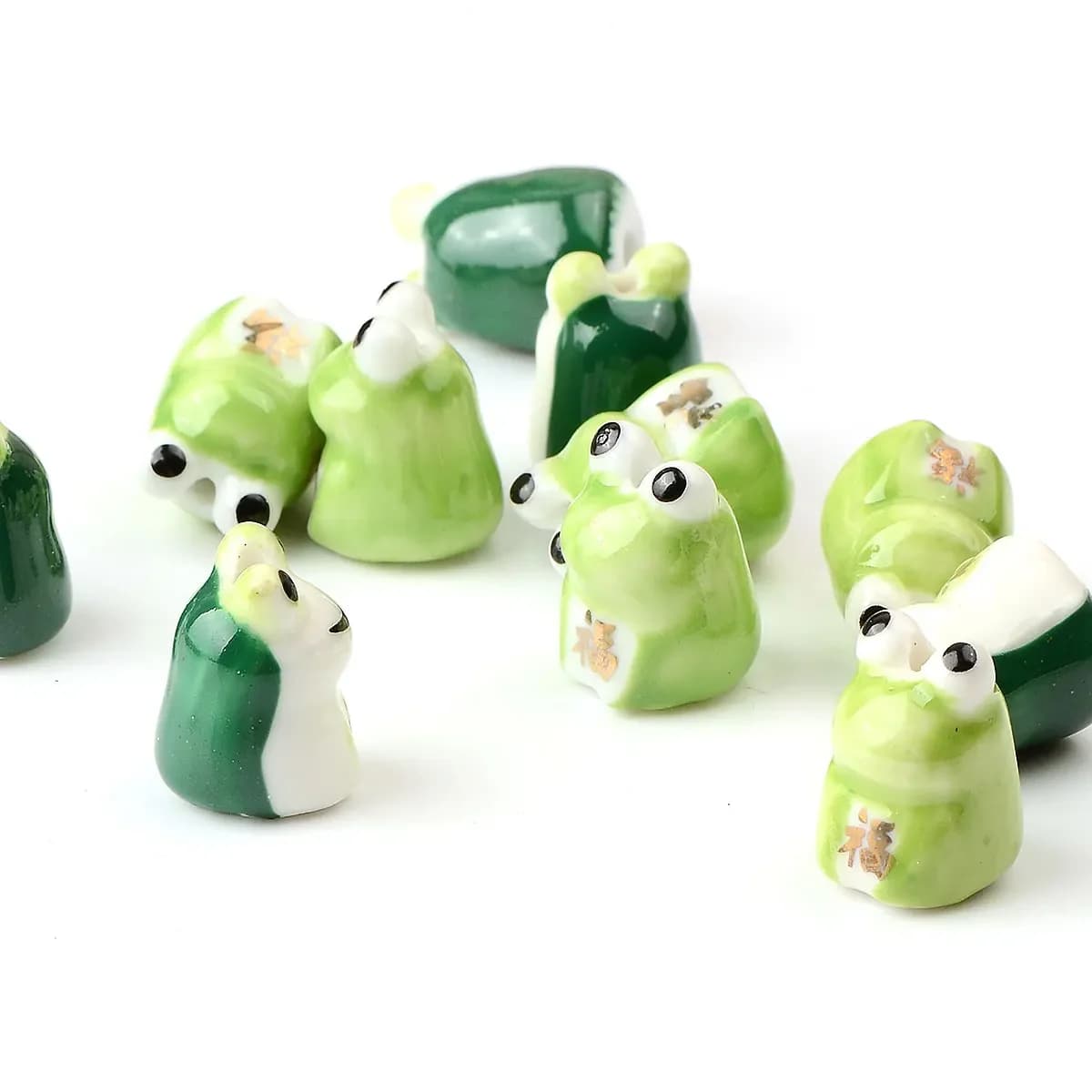 1.3x1.8cm 4pcs Handmade Painted Cute Frog Ceramic Beads Charm Pendant DIY Bracelet Pendant Accessories