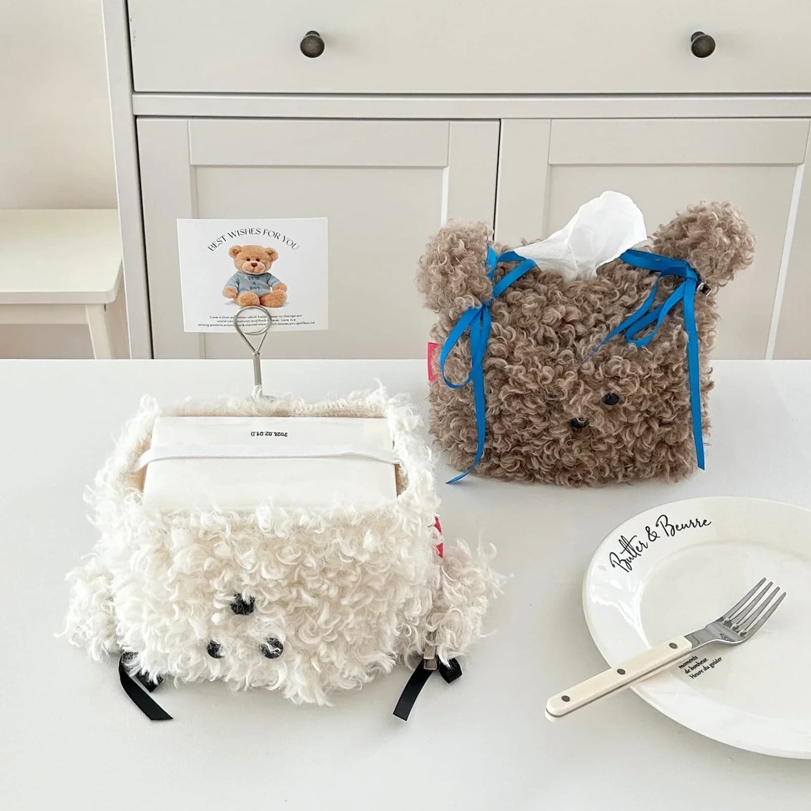 Box for puppies, dispenser holder for dog napkins, animal handkerchief case, toilet paper boxes, nice table decoration