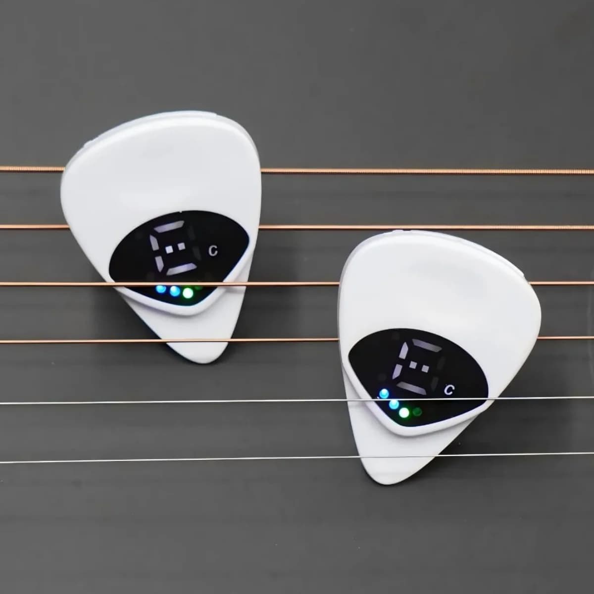Accordatore per plettro per chitarra 2 in 1/accordatore per plettro digitale con display a LED/per chitarre elettriche e acustiche, violino, 12 temperature uguali
